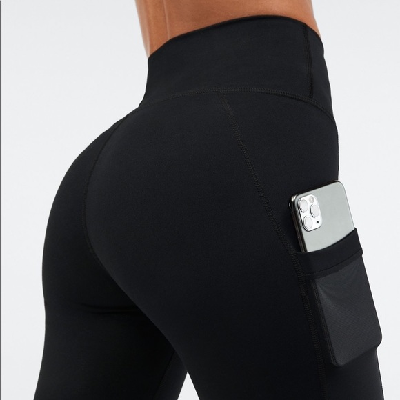 NWT Fabletics On-the-go high-waisted Capri - Picture 2 of 6